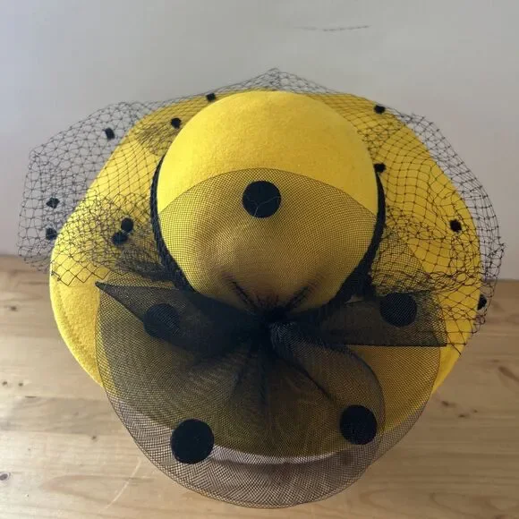 Vtg Fashion Hat WPL 4384 Yellow Wool Felt w Black Mesh w Polka Dots 53 cm - Picture 4 of 9